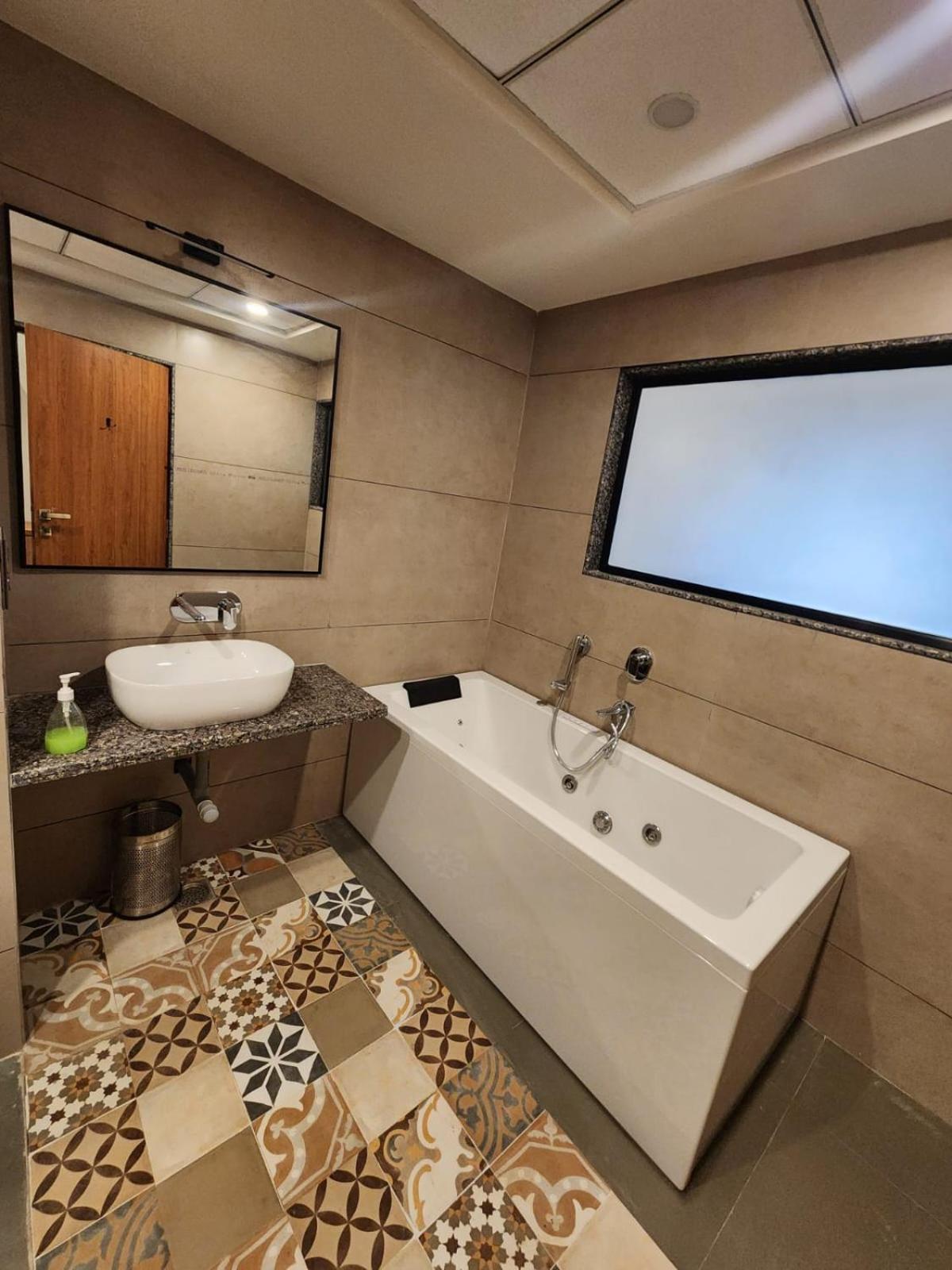 E&G Green Courts Resort At Koroli Hill Station Nashik Ngoại thất bức ảnh