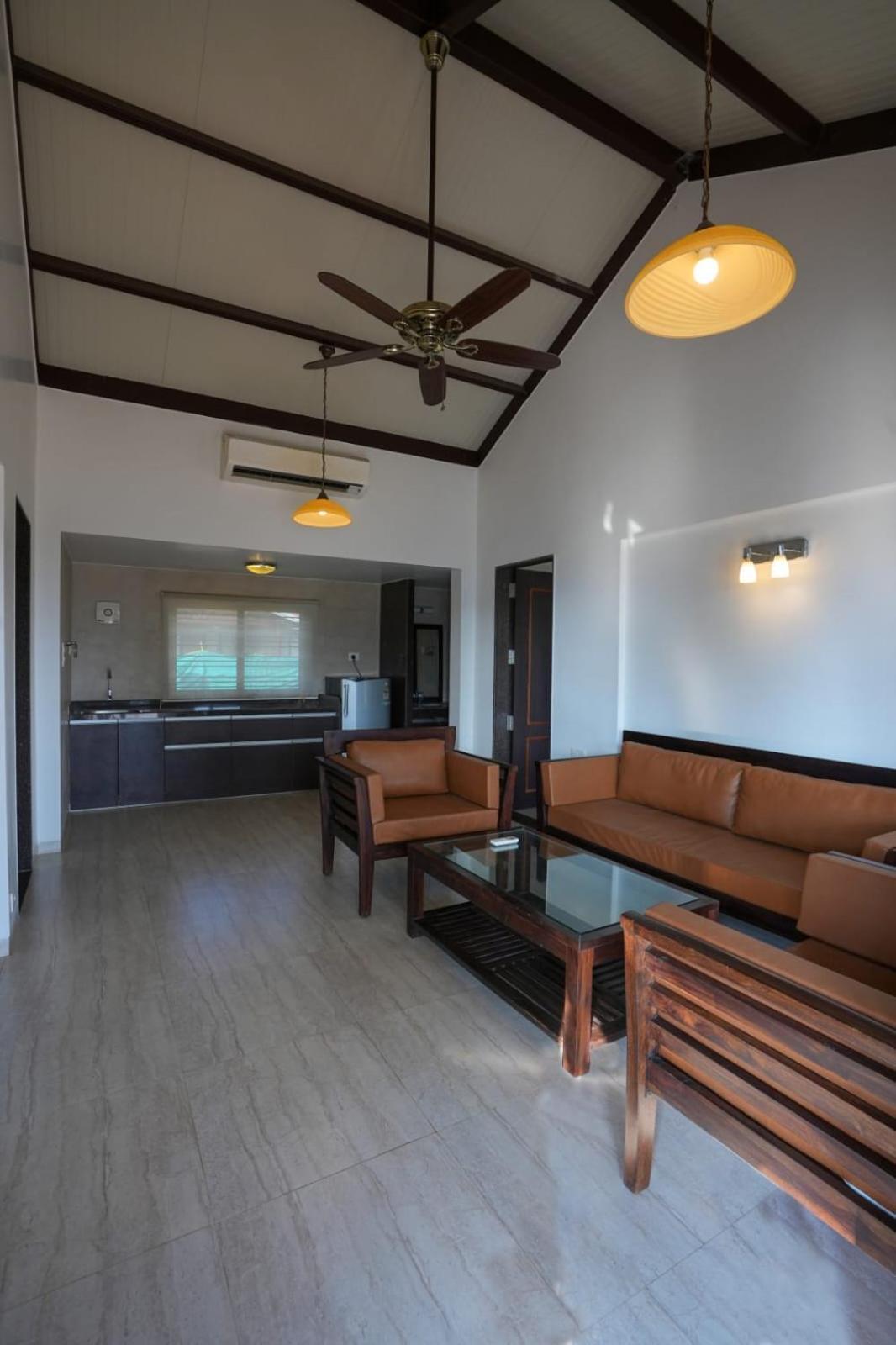 E&G Green Courts Resort At Koroli Hill Station Nashik Ngoại thất bức ảnh