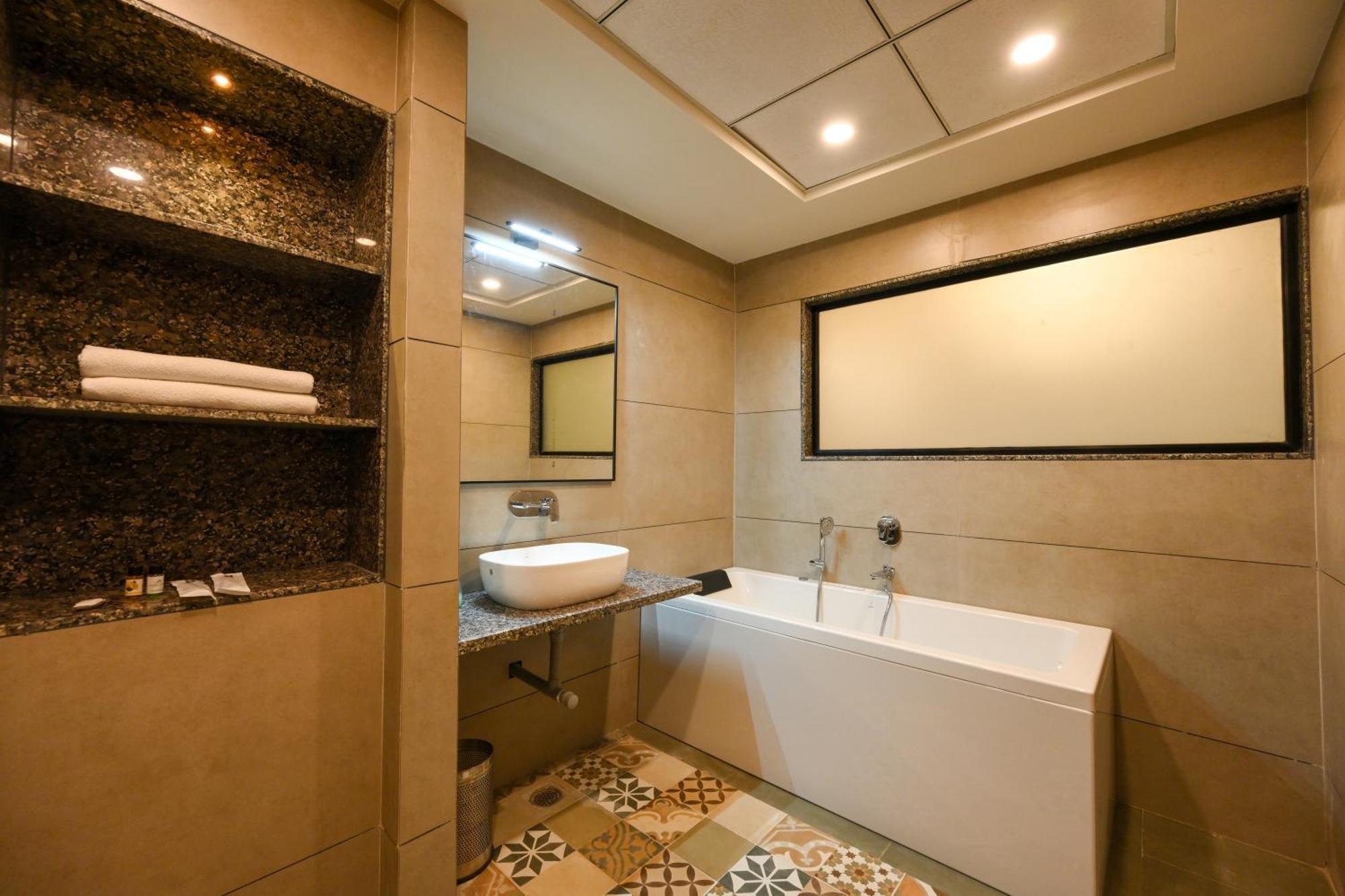 E&G Green Courts Resort At Koroli Hill Station Nashik Ngoại thất bức ảnh
